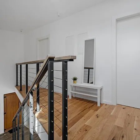 Vila Dina Jesenice Willa *