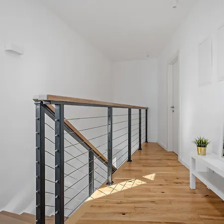Vila Dina Jesenice Willa Jesenice (Split-Dalmatia)